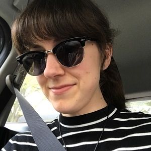 Meet your Posher, Meagan